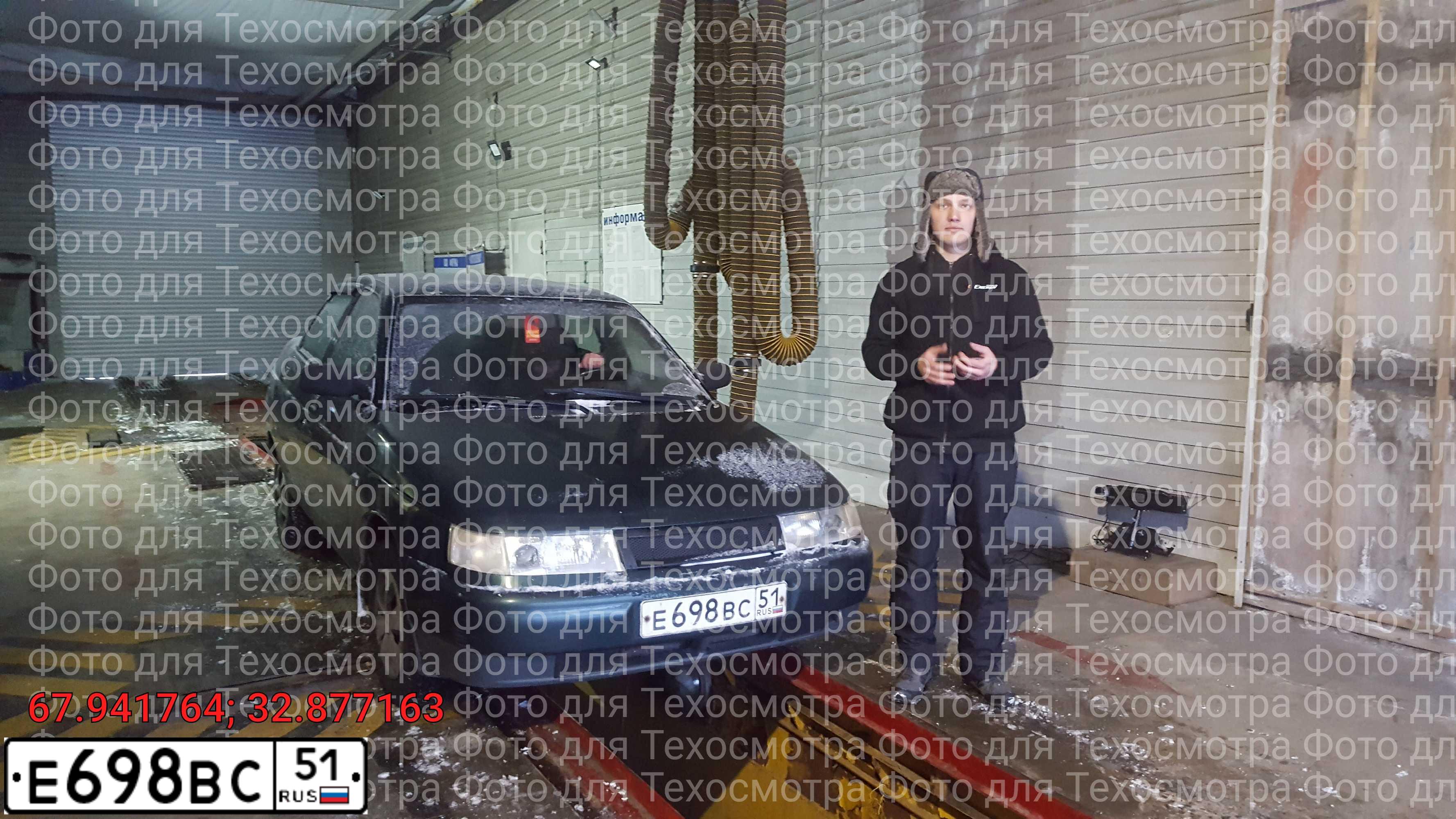 Фото автомобиля LADA 2110 LADA, 2003 — госномер Е698ВС51. Цвет: Темно-зеленый