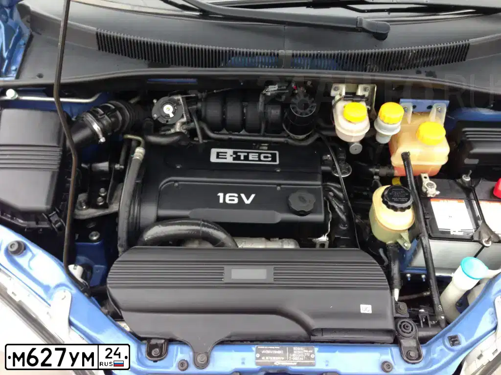 Фото автомобиля CHEVROLET REZZO, 2008 — госномер М627УМ24. Цвет: СИНИЙ