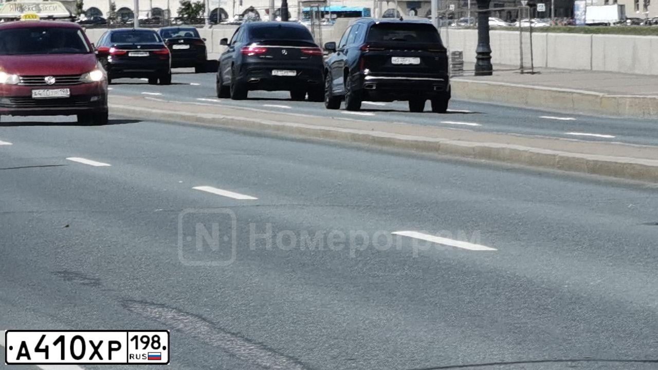 Фото автомобиля LEXUS S RX, 2007 — госномер М989РУ29. Цвет: ТЕМНО-СЕРЫЙ