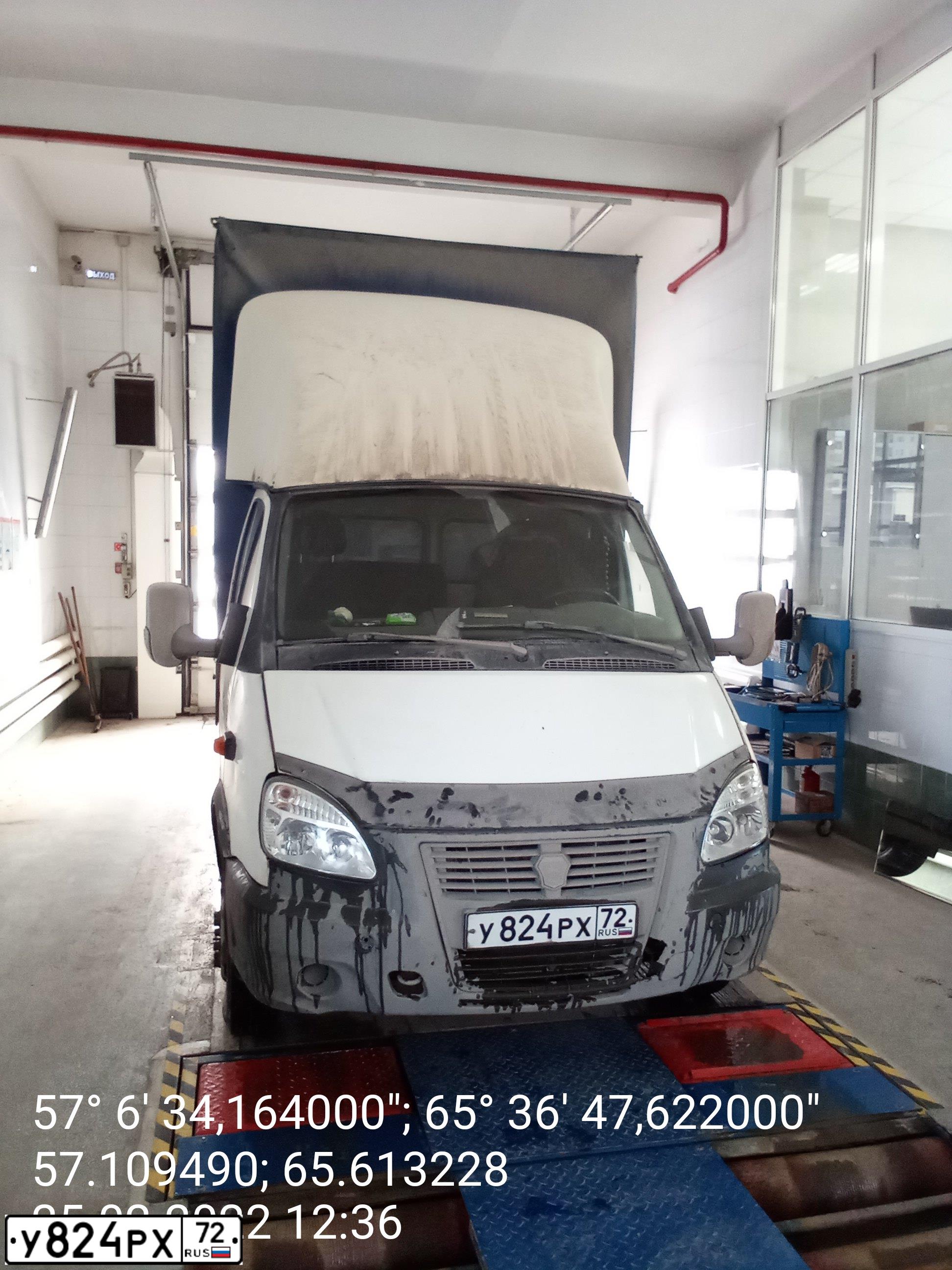Фото автомобиля GAZ 3302 GAZEL, 2007 — госномер У824РХ72. Цвет: Белый