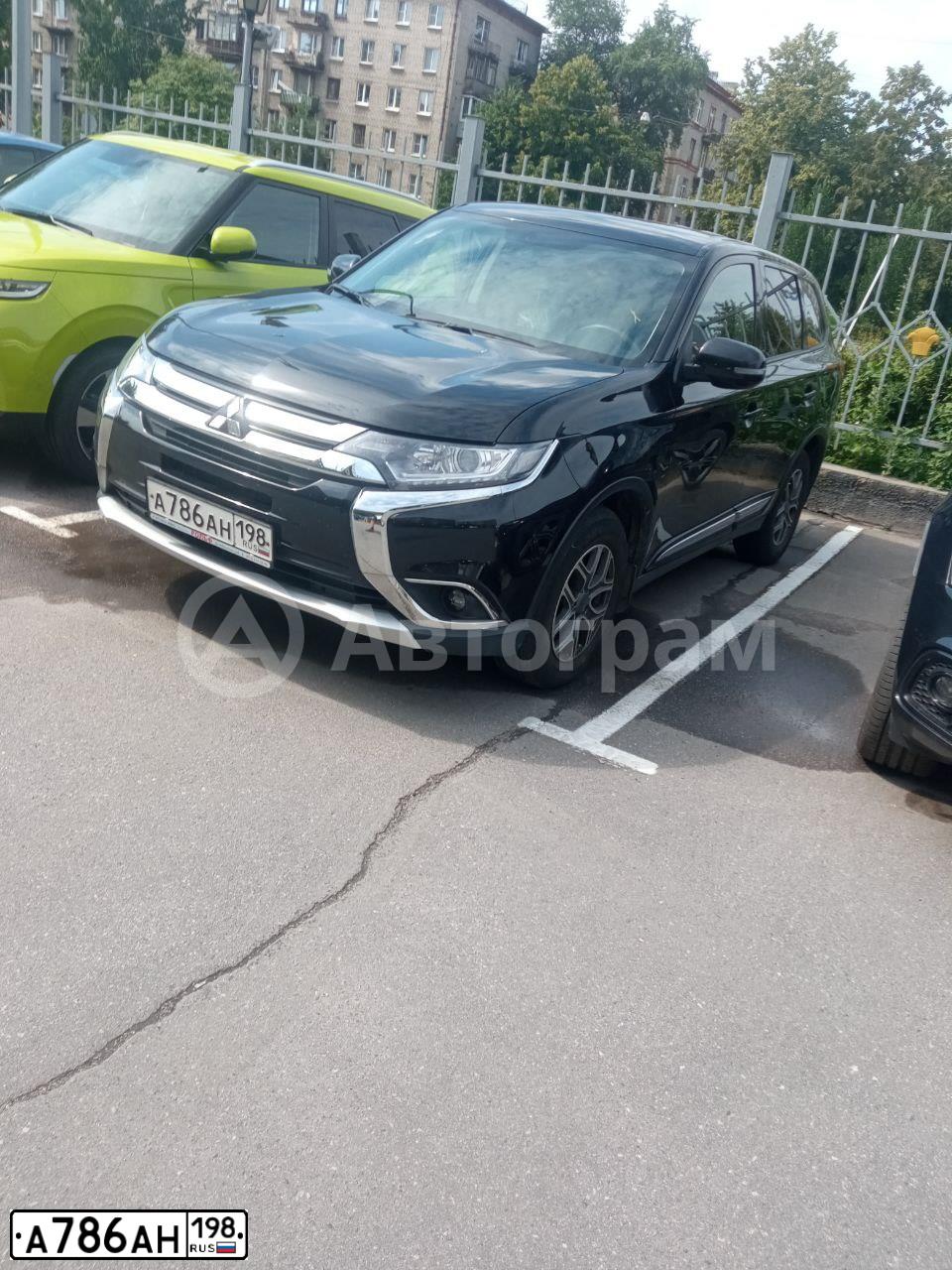 Фото автомобиля MITSUBISHI OUTLANDER, 2018 — госномер А786АН198. Цвет: ЧЕРНЫЙ