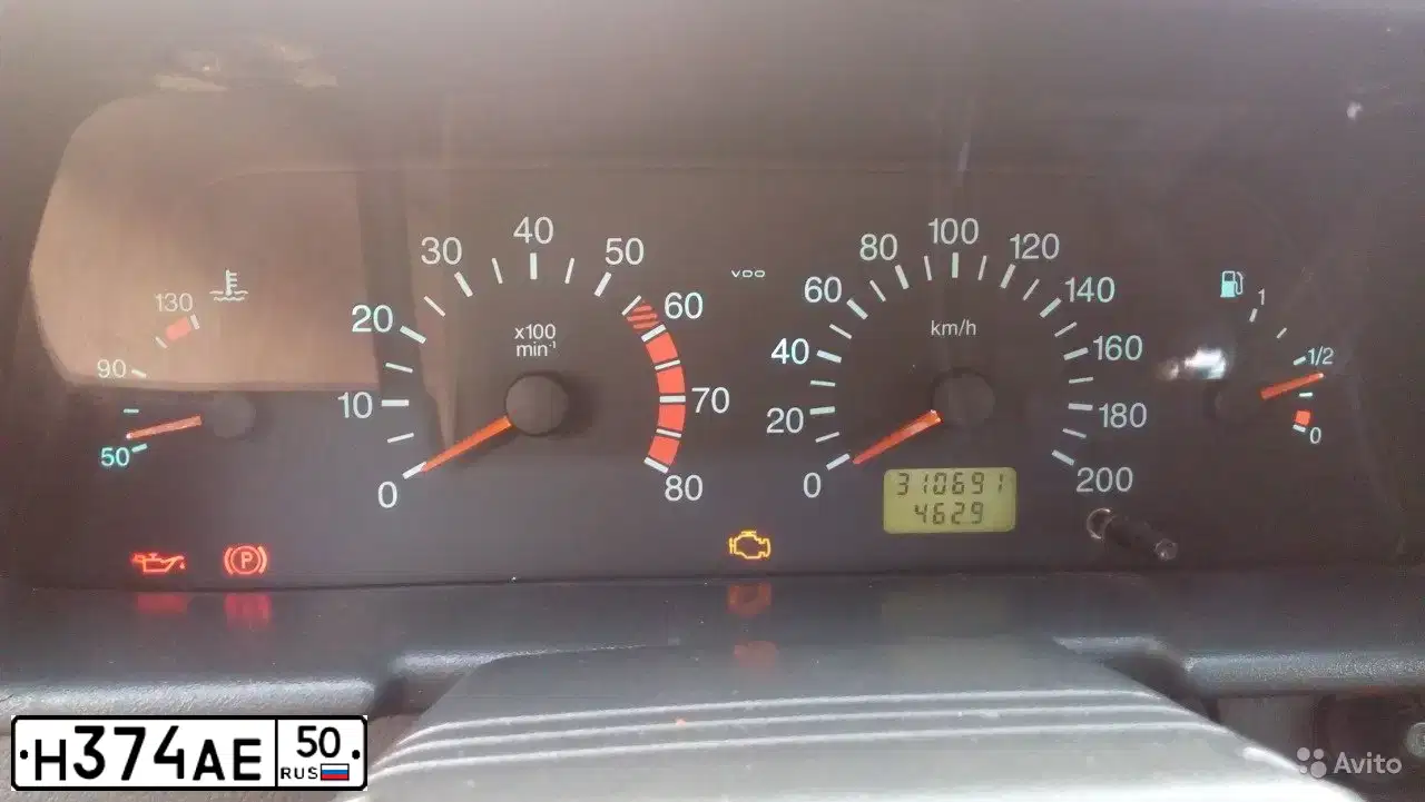 Фото автомобиля LADA 2109 SAMARA, 1994 — госномер С508ХМ26. Цвет: ТЕМНО-СЕРЫЙ