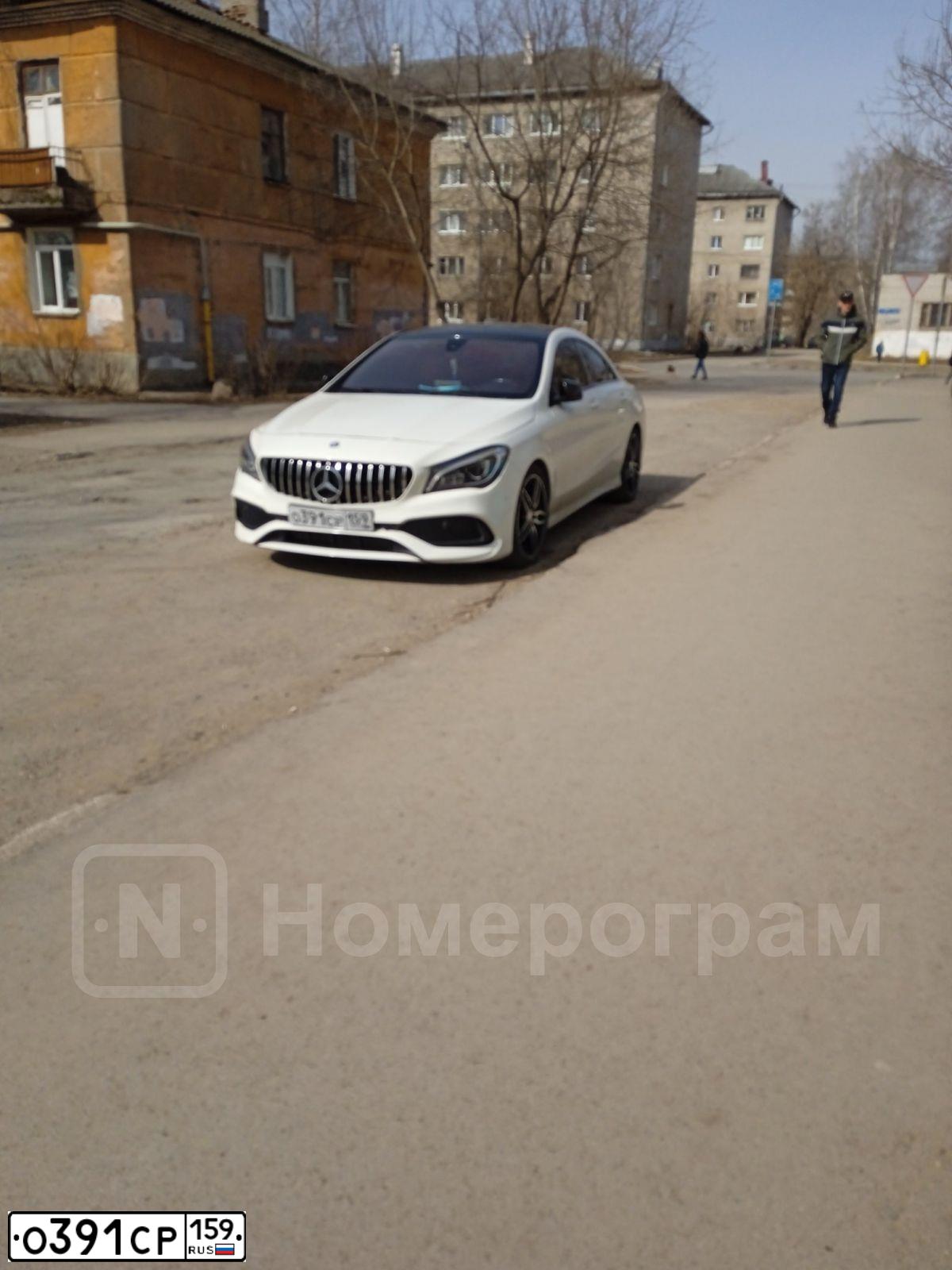 Фото автомобиля MERCEDES CLA-KLASSE, 2016 — госномер О391СР159. Цвет: Белый