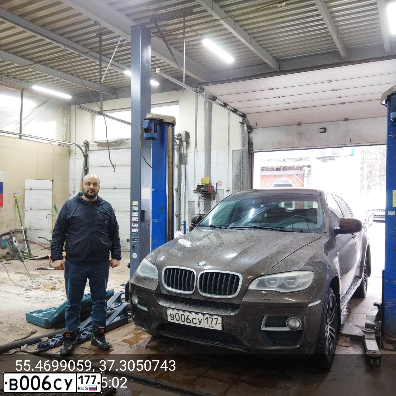 Фото автомобиля BMW X6, 2013 — госномер В006СУ177. Цвет: Коричневый
