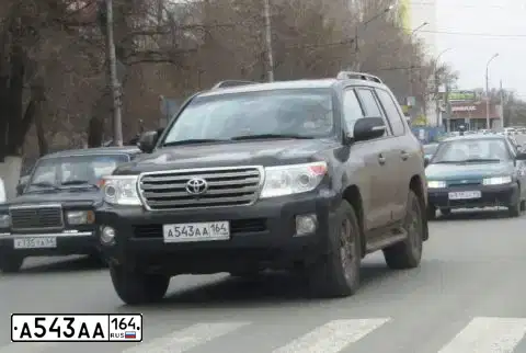 Фото автомобиля TOYOTA LANDCRUISER 200, 2014 — госномер А543АА164. Цвет: ЧЕРНЫЙ