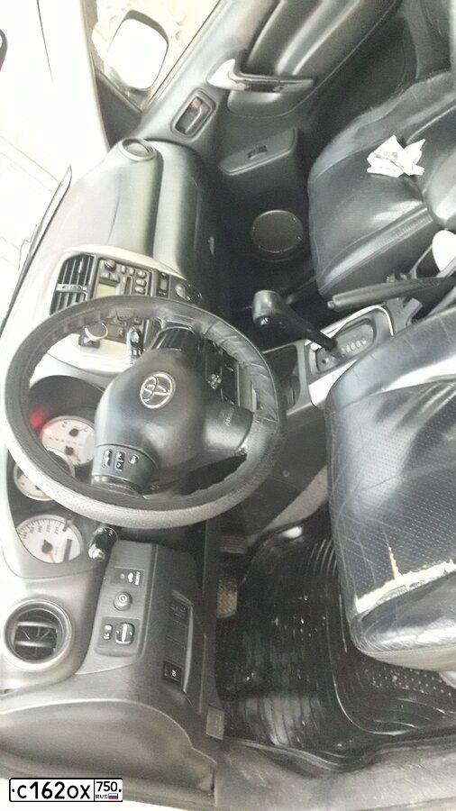 Фото автомобиля TOYOTA RAV4, 2004 — госномер Р630МР05. Цвет: СЕРЕБРИСТЫЙ
