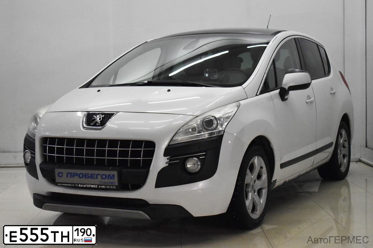 Фото автомобиля PEUGEOT 3008, 2012 — госномер Е555ТН190. Цвет: БЕЛЫЙ