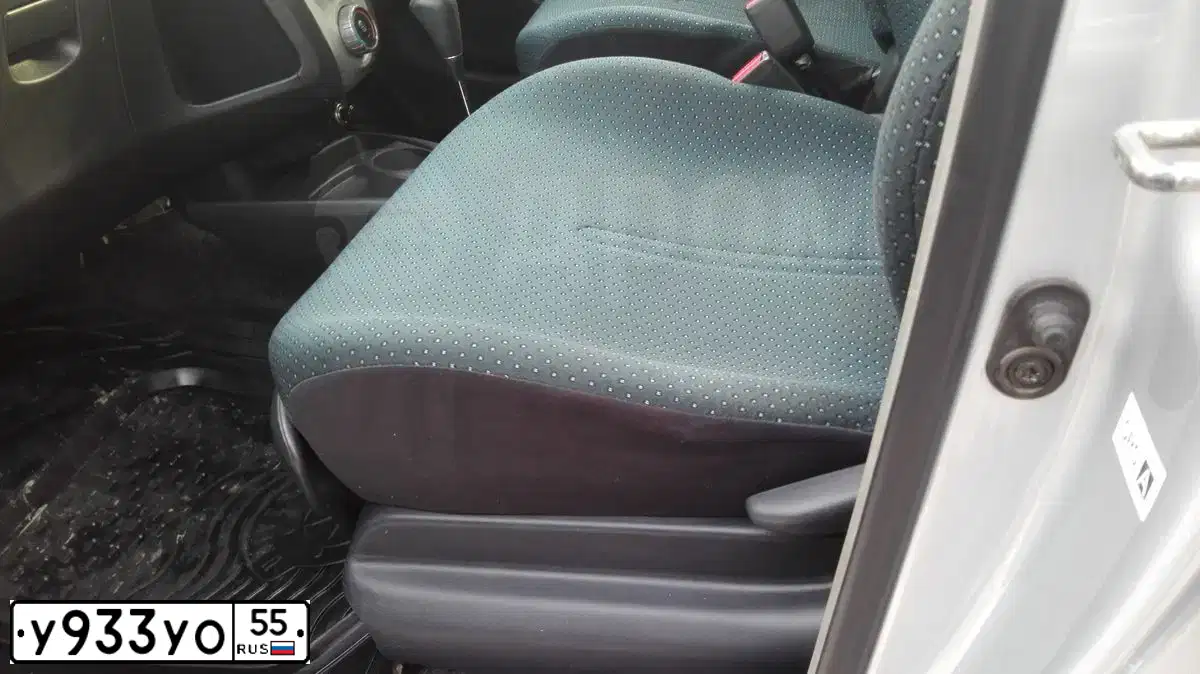 Фото автомобиля FIAT ALBEA, 2007 — госномер У933УО55. Цвет: ПЕСОЧНЫЙ