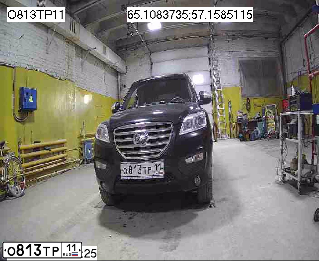 Фото автомобиля LIFAN X 60, 2014 — госномер О813ТР11. Цвет: ЧЕРНЫЙ