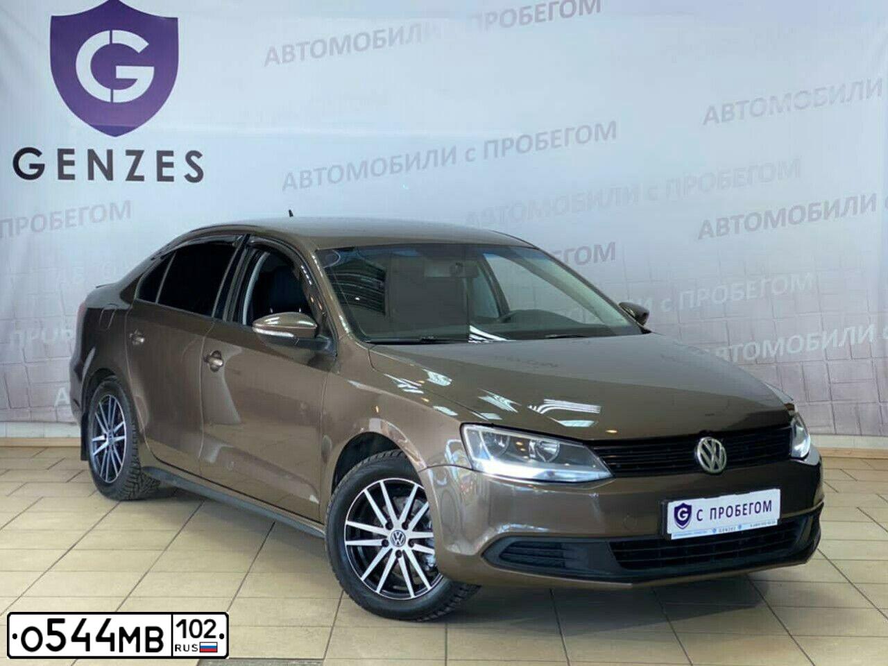 Фото автомобиля VOLKSWAGEN JETTA, 2012 — госномер О544МВ102. Цвет: Коричневый
