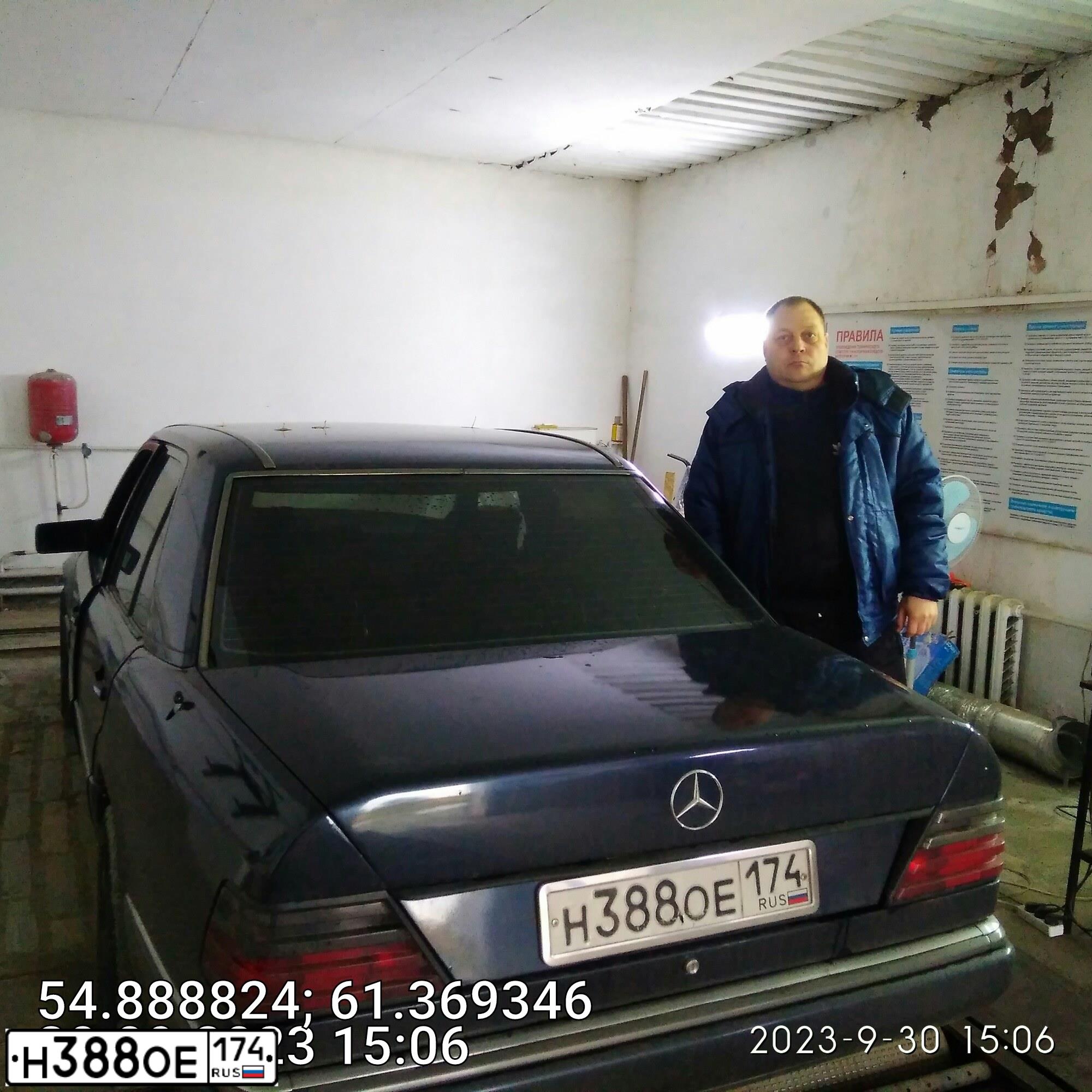 Фото автомобиля MERCEDES-BENZ E-KLASSE, 1991 — госномер Р865ЕР774