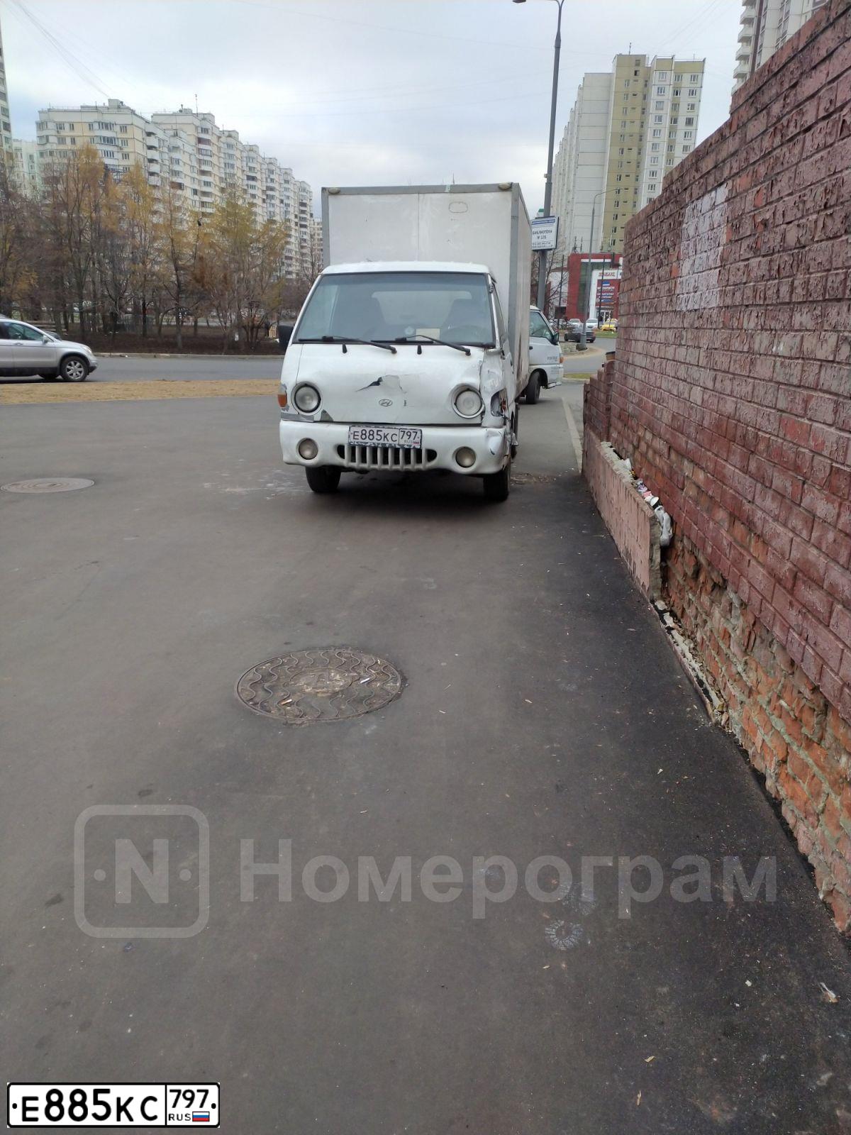Фото автомобиля TAGAZ PORTER, 2007 — госномер Е885КС797. Цвет: Белый