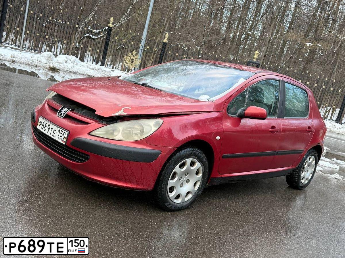 Фото автомобиля PEUGEOT 307, 2004 — госномер Р689ТЕ150. Цвет: КРАСНЫЙ