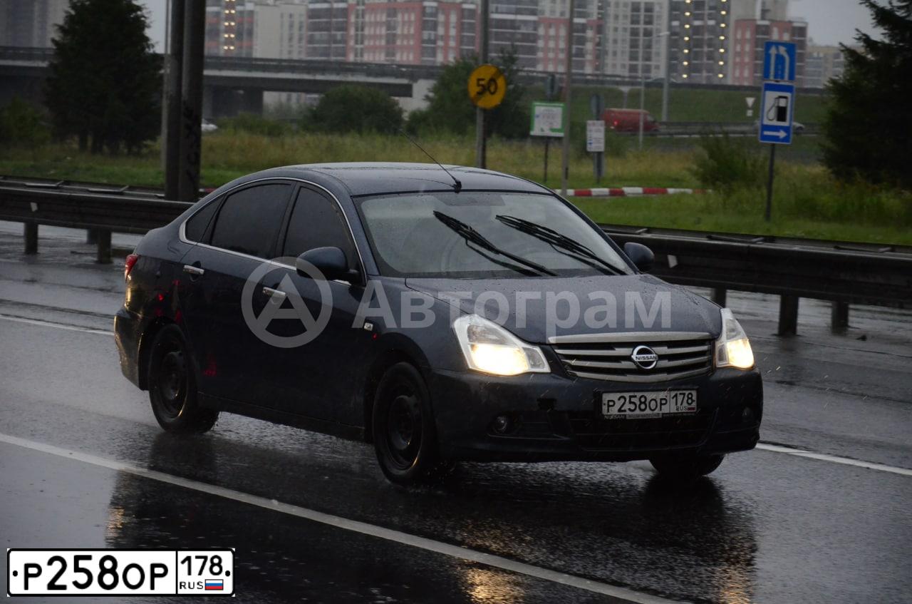 Фото автомобиля NISSAN ALMERA /AVTOVAZ/, 2013 — госномер Р258ОР178. Цвет: Серо-Синий