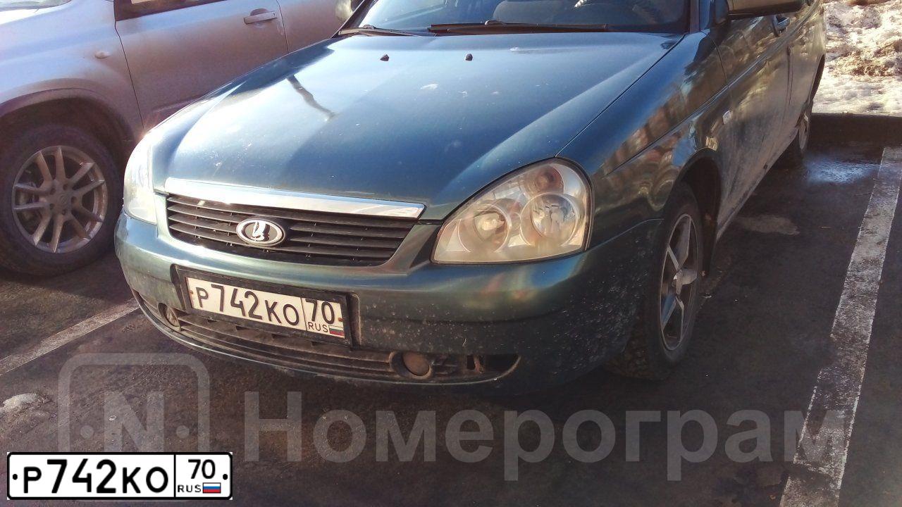 Фото автомобиля LADA 2170 PRIORA, 2007 — госномер Р742КО70. Цвет: Серо-сине-зеленый
