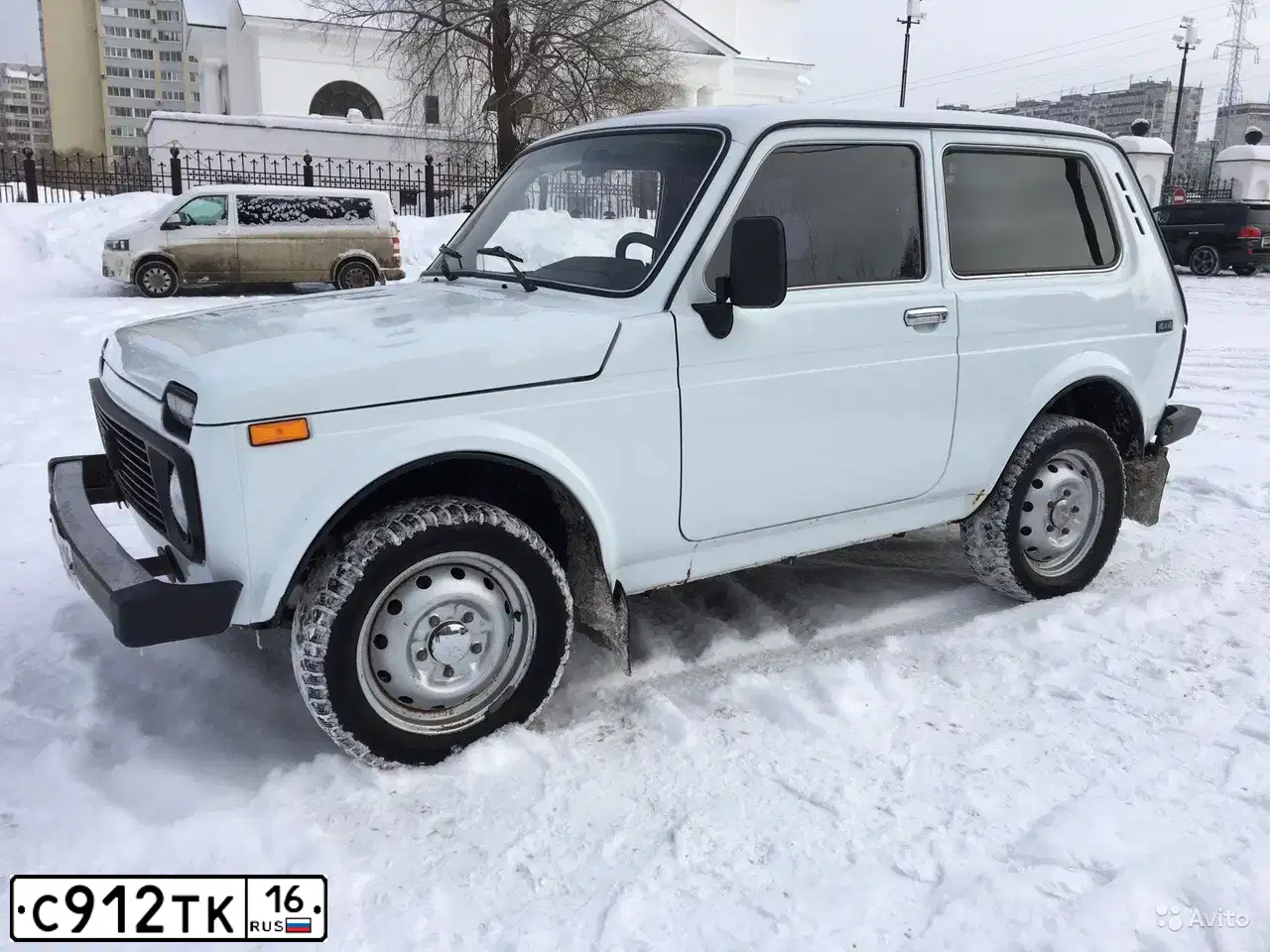 Фото автомобиля LADA 2121 NIVA, 2003 — госномер А218ЕК763. Цвет: ЧЕРНЫЙ