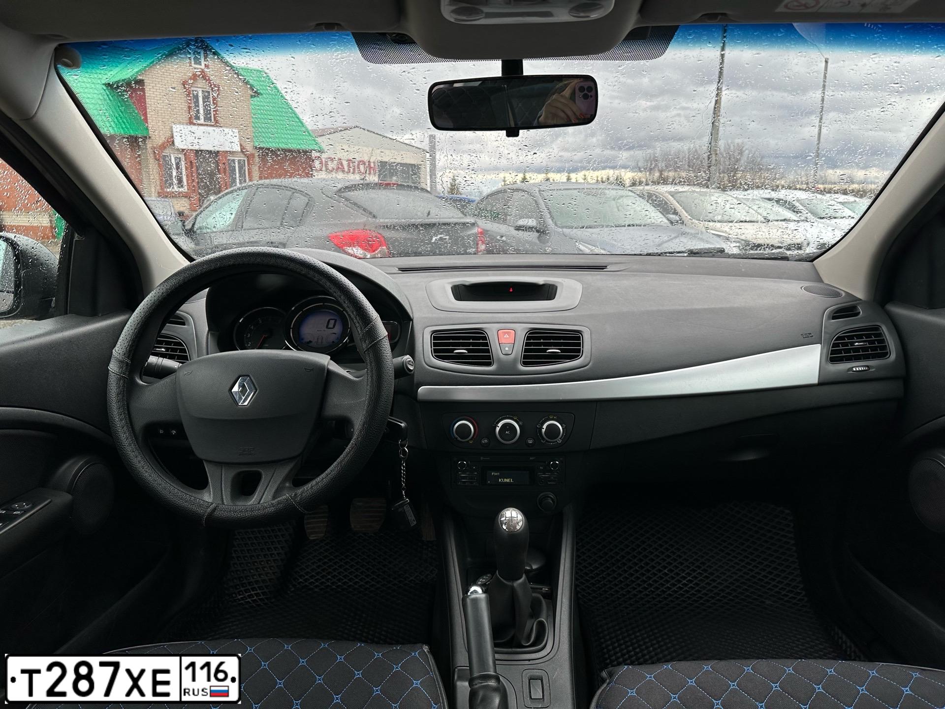 Фото автомобиля RENAULT FLUENCE, 2014 — госномер С379УР716