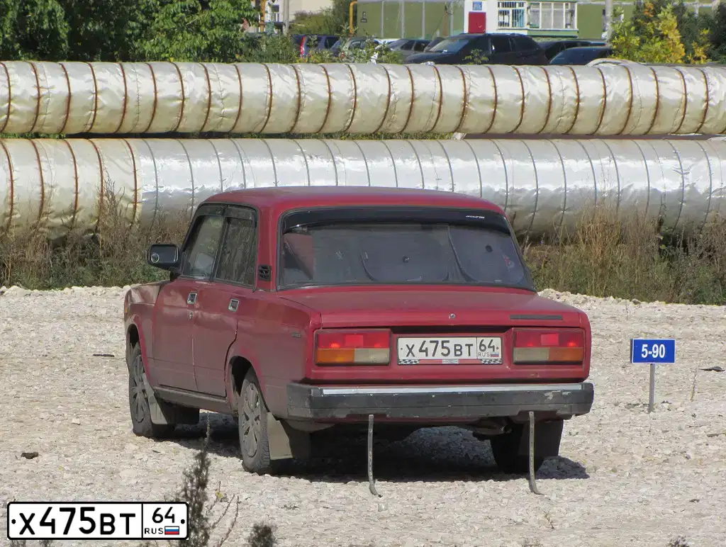 Фото автомобиля LADA 2107, 1994 — госномер О593ЕК64. Цвет: КРАСНЫЙ