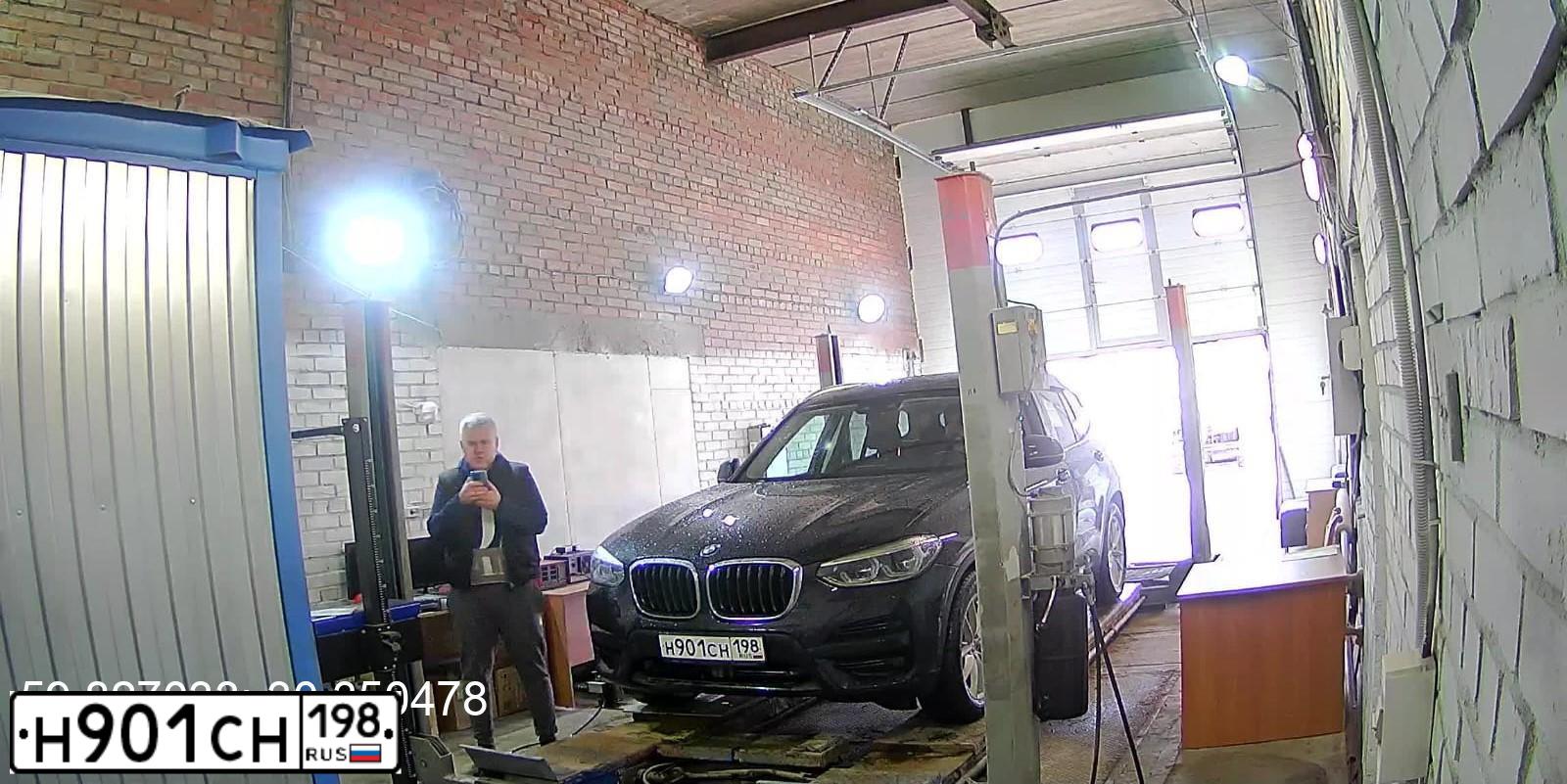 Фото автомобиля BMW X3, 2019 — госномер Н901СН198. Цвет: ЧЕРНЫЙ