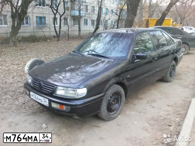 Фото автомобиля VOLKSWAGEN PASSAT, 1994 — госномер В072НА134. Цвет: ЧЕРНЫЙ