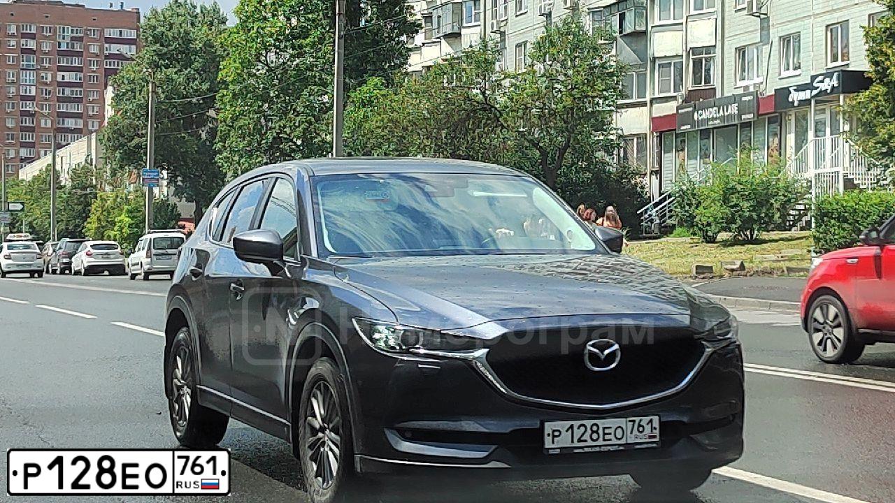 Фото автомобиля MAZDA CX-5, 2017 — госномер У740РС152. Цвет: Серый