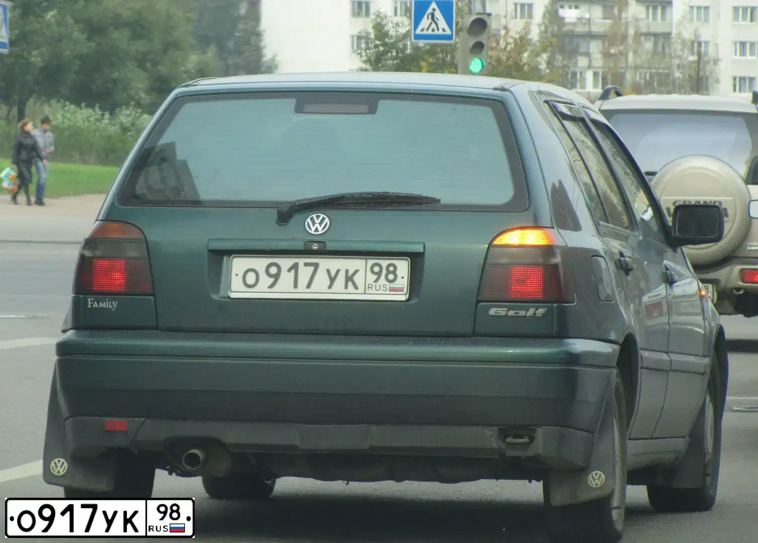 Фото автомобиля VOLKSWAGEN GOLF, 1997 — госномер Н802ХК98. Цвет: ЗЕЛЕНЫЙ