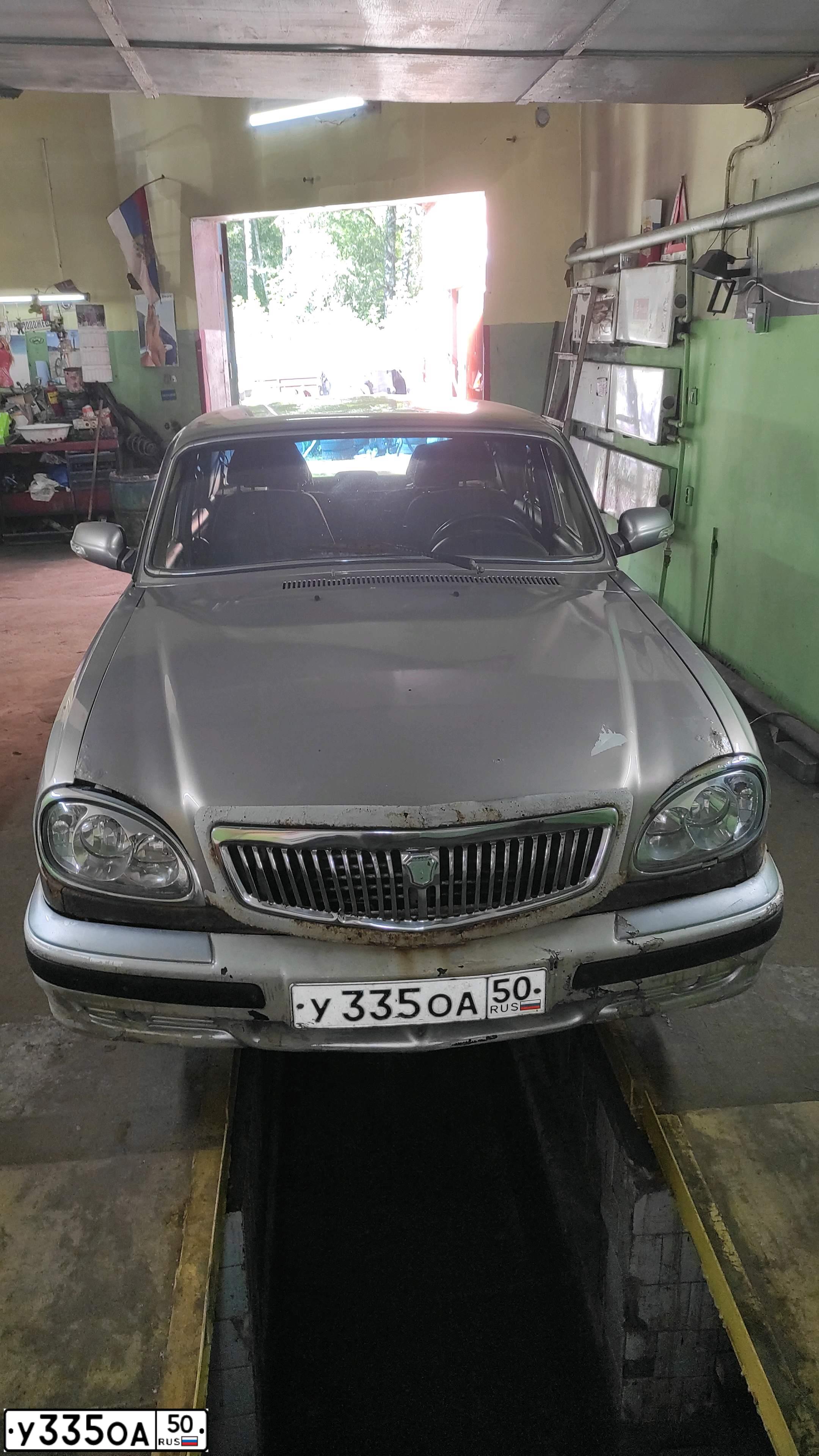 Фото автомобиля VAZ ВАЗ 2121, 1983 — госномер У335ОА50. Цвет: ГРАНАТ