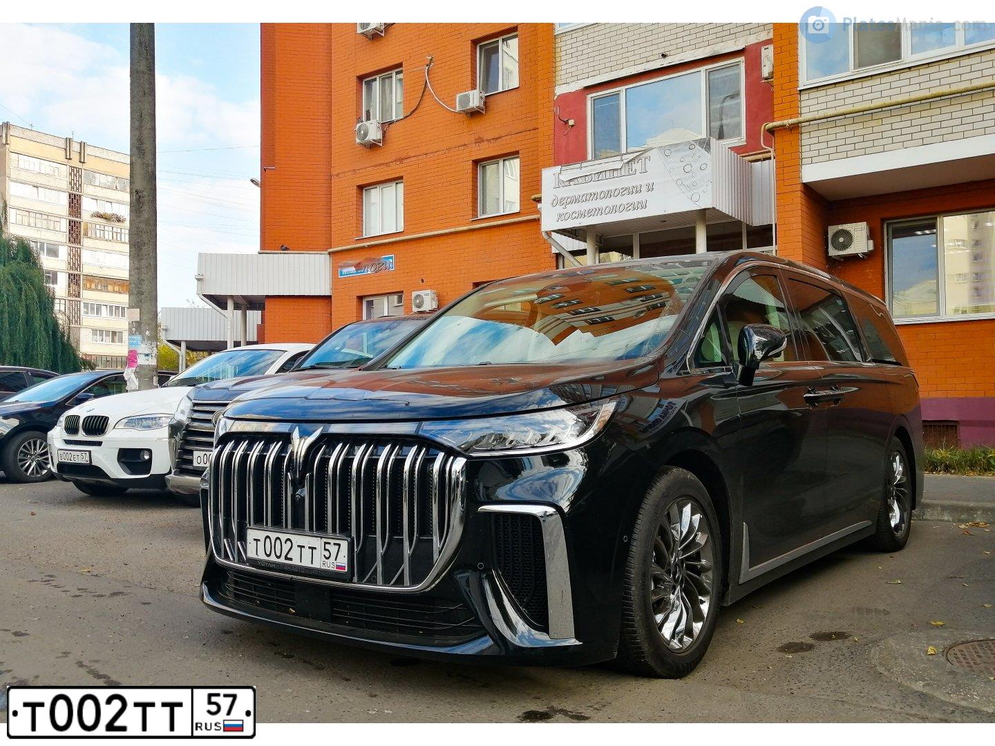 Фото автомобиля GAZ 3102 WOLGA, 1999 — госномер Т002ТТ57. Цвет: ЧЕРНЫЙ