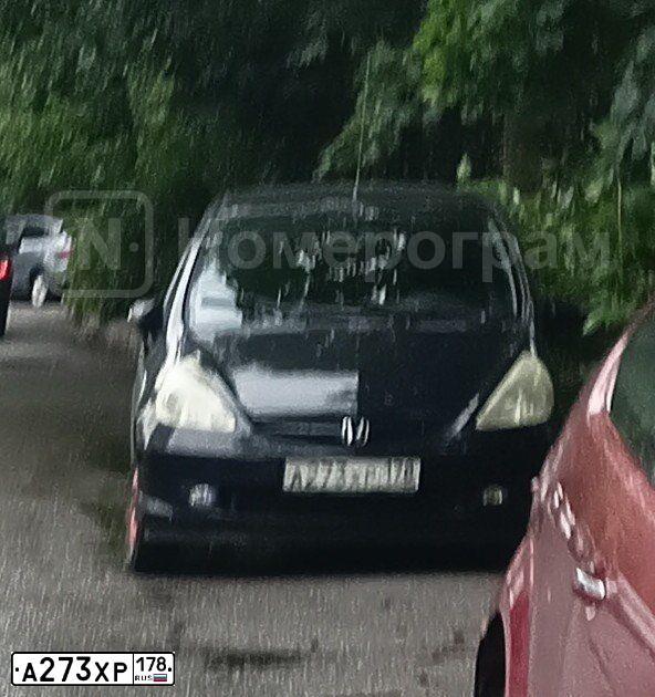 Фото автомобиля HONDA JAZZ, 2008 — госномер А273ХР178. Цвет: ЧЕРНЫЙ
