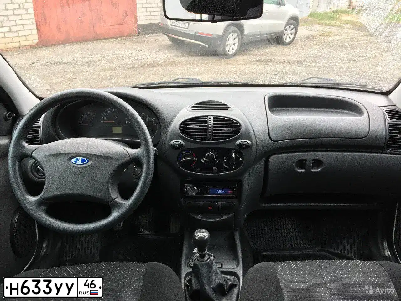 Фото автомобиля VOLKSWAGEN TIGUAN, 2009 — госномер С265ВС136. Цвет: Серебристо-Желтый