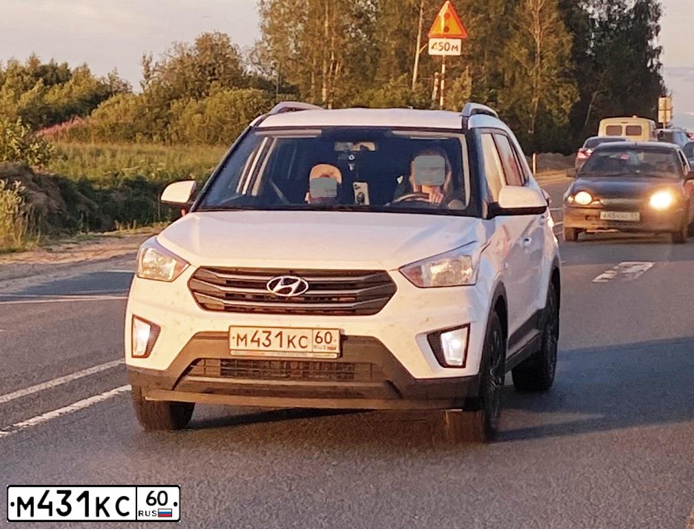 Фото автомобиля HYUNDAI CRETA, 2017 — госномер М431КС60. Цвет: БЕЛЫЙ
