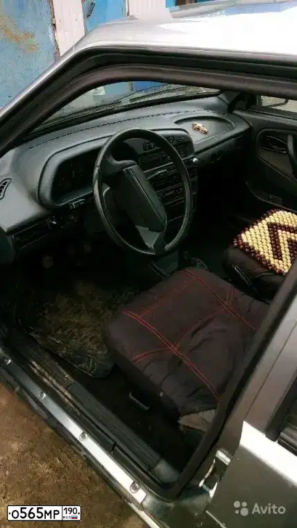 Фото автомобиля LADA 2114 SAMARA, 2011 — госномер О565МР190. Цвет: СЕРО-ЗЕЛЕНЫЙ