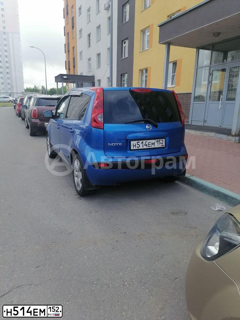Фото автомобиля NISSAN NOTE, 2006 — госномер Н514ЕМ152. Цвет: синий
