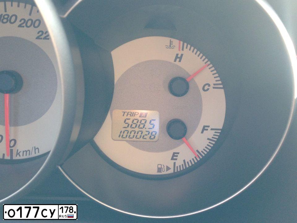 Фото автомобиля MAZDA 3, 2007. Цвет: Серый