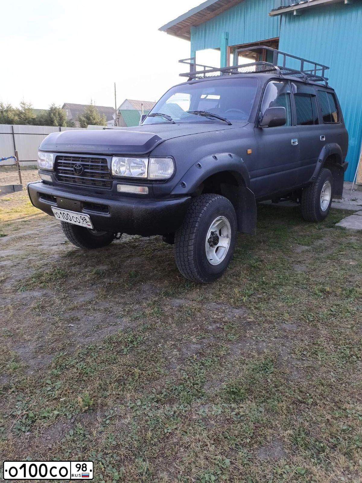 Фото автомобиля TOYOTA LAND CRUISER, 1997 — госномер О100СО98