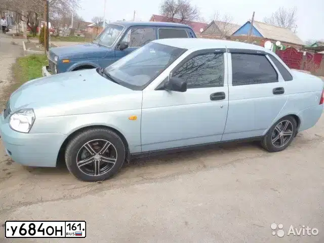 Фото автомобиля LADA PRIORA, 2007 — госномер Н892НВ138. Цвет: синий