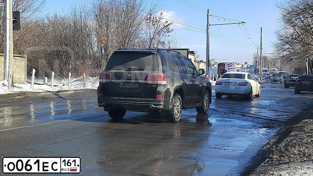 Фото автомобиля TOYOTA CAMRY, 2018 — госномер М563РВ164