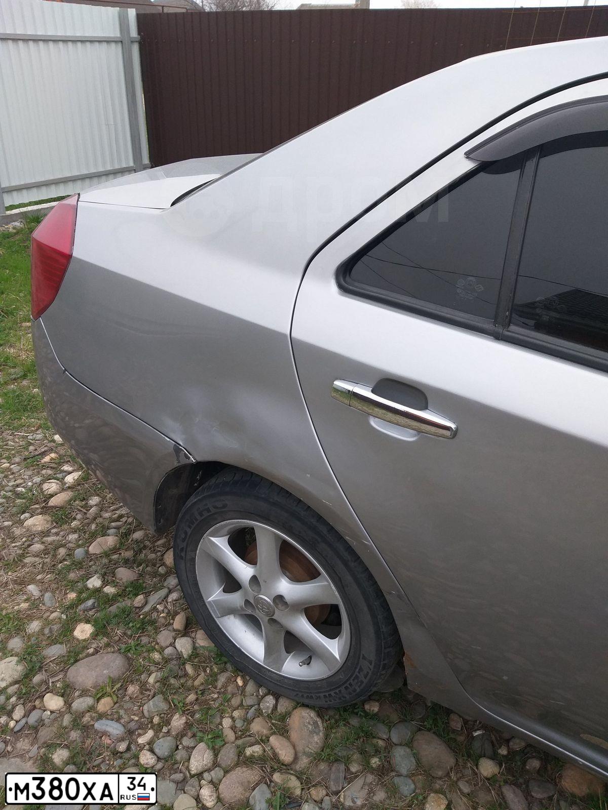 Фото автомобиля GEELY MK, 2008 — госномер М380ХА34. Цвет: СЕРЫЙ