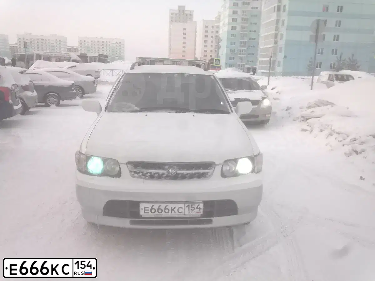 Фото автомобиля NISSAN RNESSA, 1997 — госномер Н439КУ154