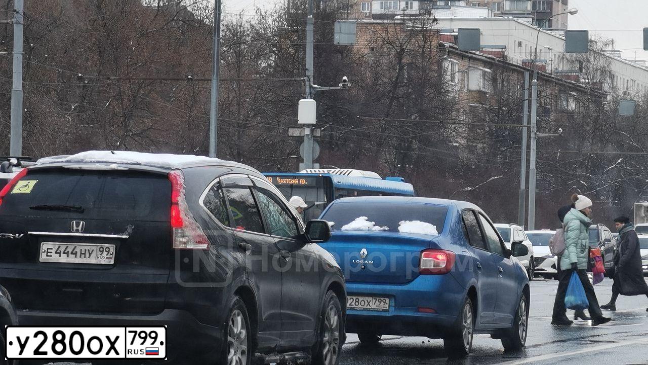 Фото автомобиля MERCEDES C-KLASSE, 1991 — госномер А690КЕ181. Цвет: Белый