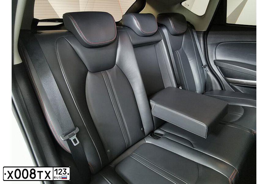Фото автомобиля SSANGYONG ACTYON, 2011 — госномер У562ЕМ136. Цвет: СЕРЫЙ