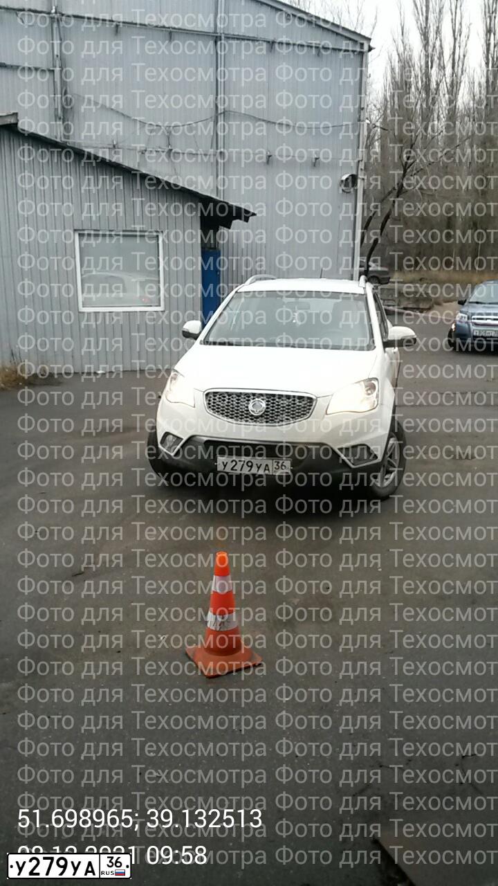 Фото автомобиля SSANGYONG ACTYON, 2012 — госномер У279УА36. Цвет: БЕЛЫЙ