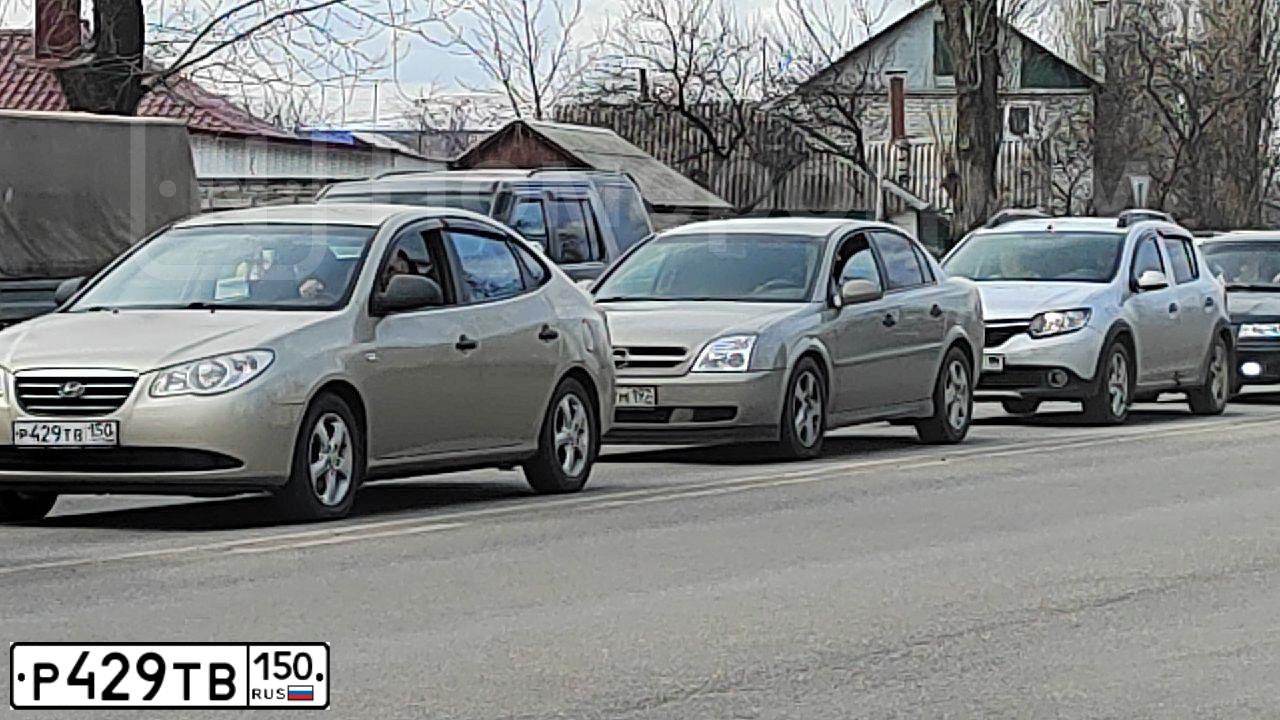 Фото автомобиля HYUNDAI ELANTRA, 2008 — госномер У759КО31. Цвет: ЖЕЛТО-ПЕСОЧНЫЙ