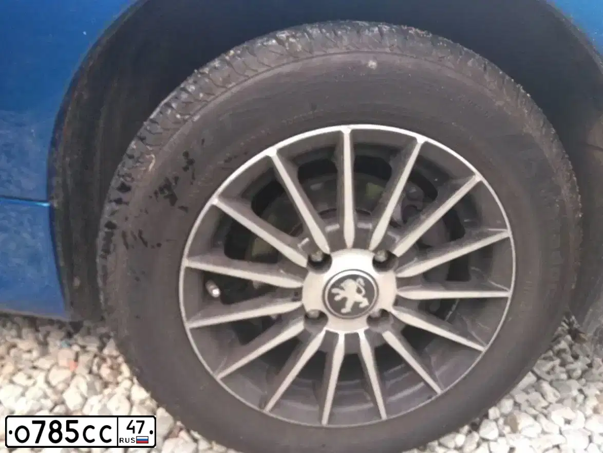 Фото автомобиля PEUGEOT 206, 2008 — госномер О785СС47. Цвет: ЯРКО-СИНИЙ