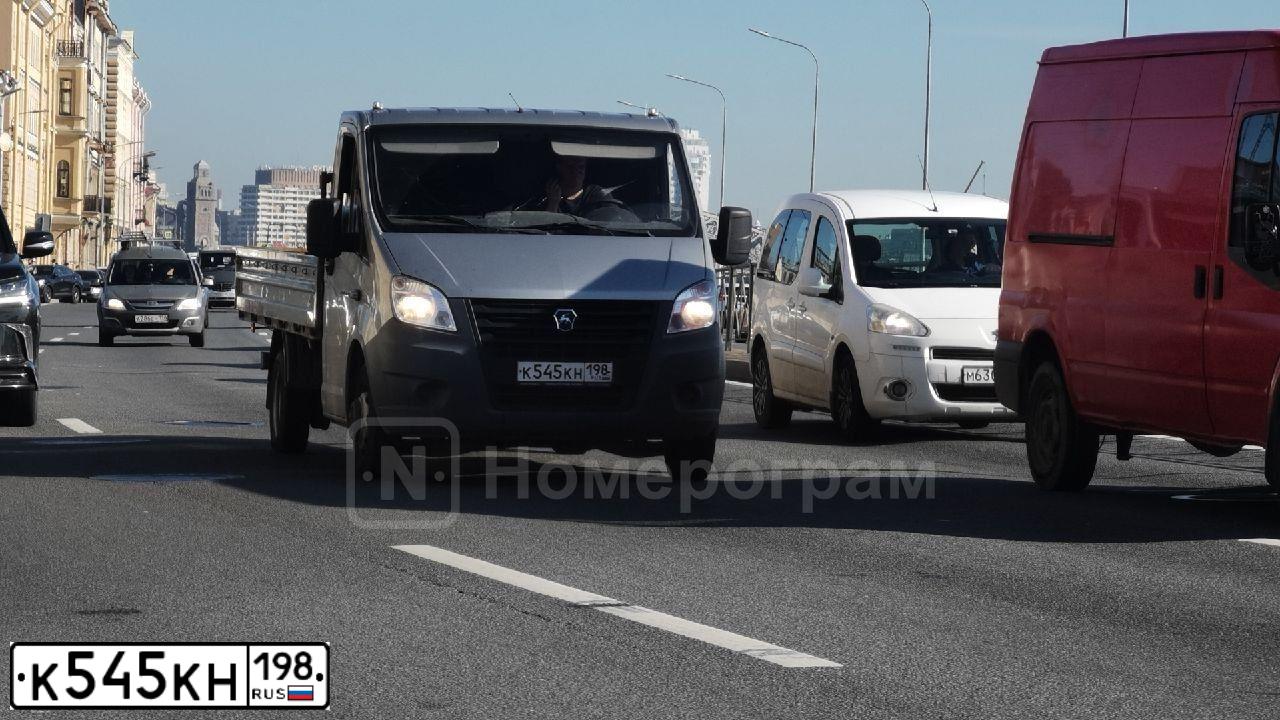 Фото автомобиля GAZ GAZEL NEXT, 2020 — госномер К545КН198. Цвет: СЕРЫЙ