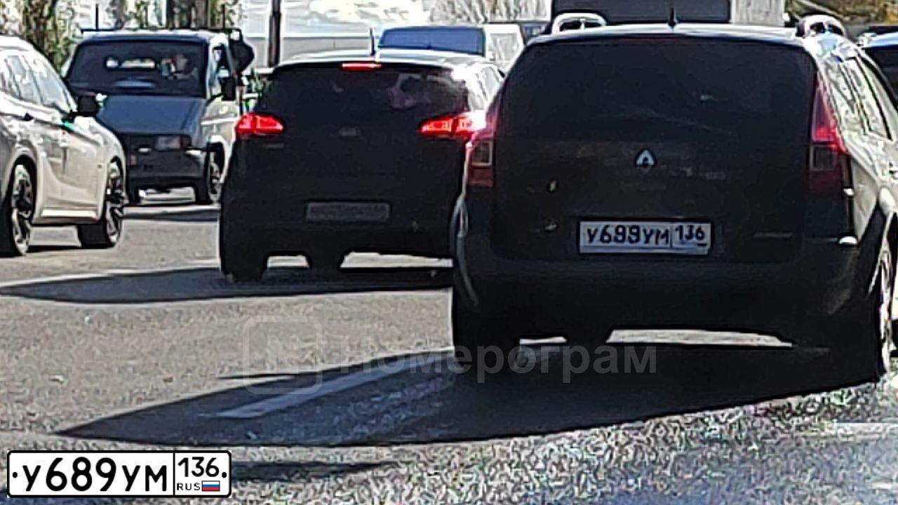 Фото автомобиля MAZ 5440 /4X2/, 2011 — госномер У689УМ136. Цвет: Белый