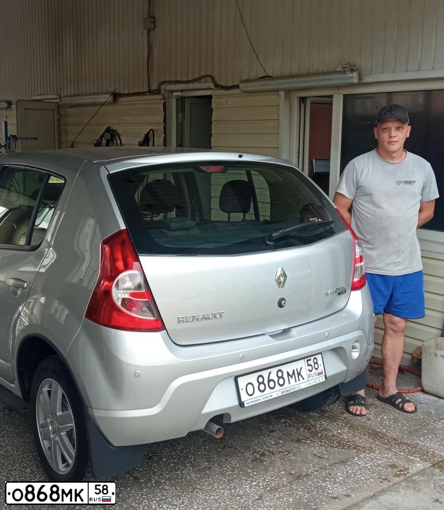 Фото автомобиля RENAULT SANDERO, 2012 — госномер О868МК58
