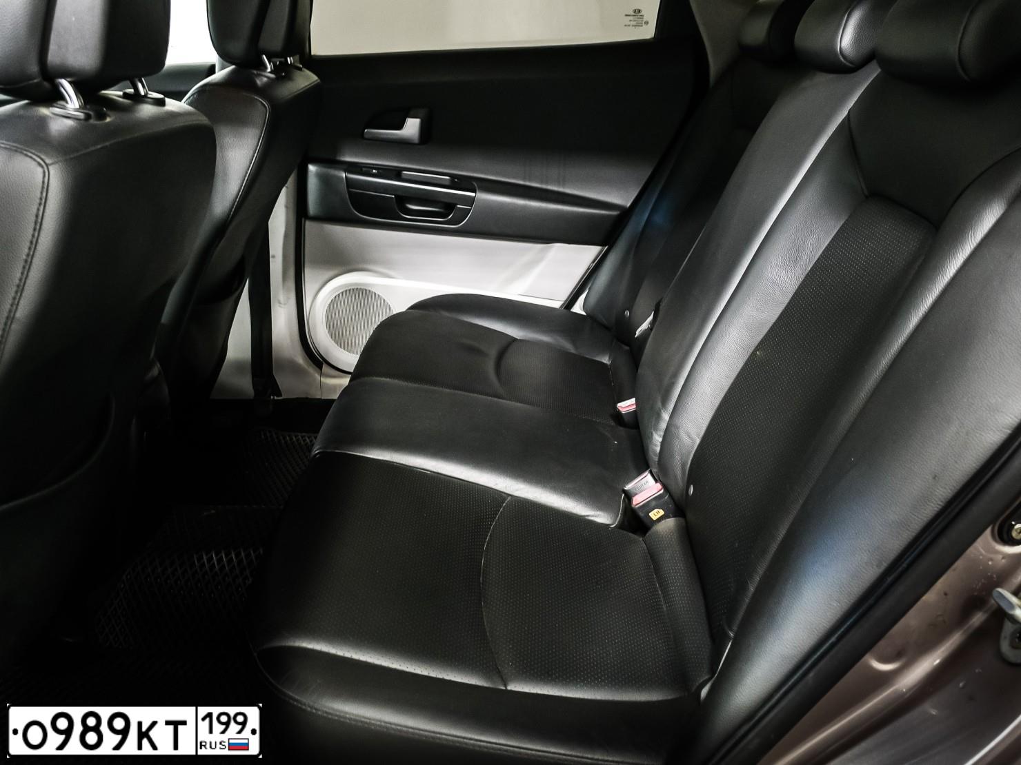 Фото автомобиля KIA CEE'D, 2008 — госномер О989КТ199. Цвет: БЕЖЕВЫЙ