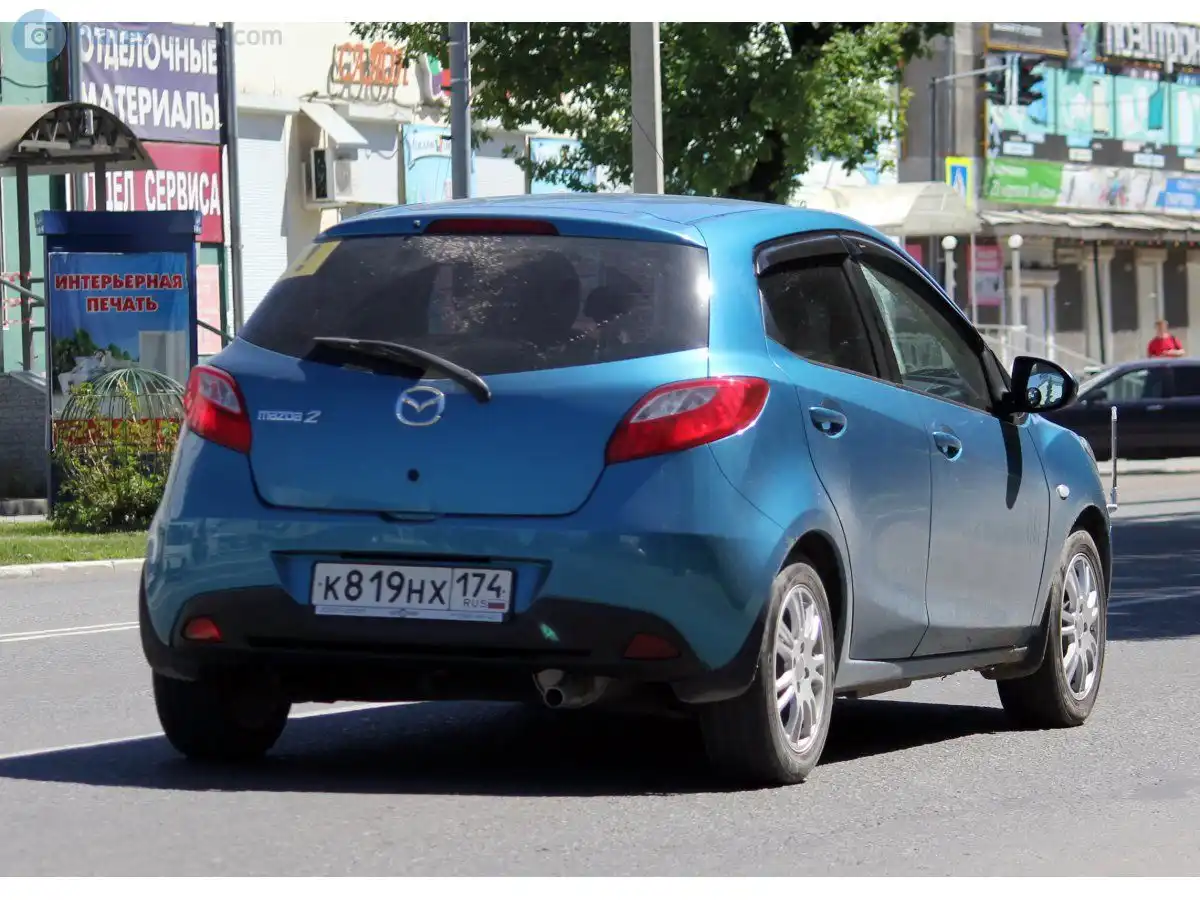 Фото автомобиля MAZDA 2, 2011 — госномер Е550НО122
