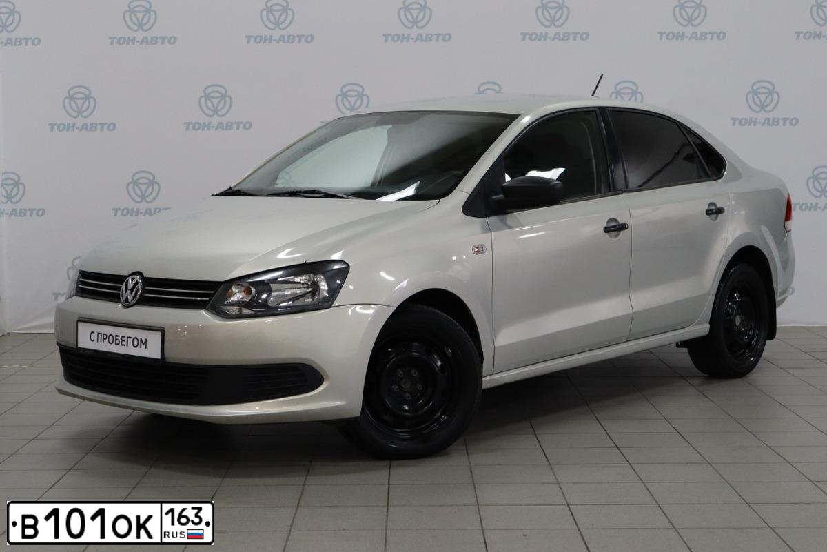 Фото автомобиля VOLKSWAGEN POLO, 2013 — госномер В101ОК163. Цвет: СЕРЕБРИСТО-ЖЕЛТЫЙ